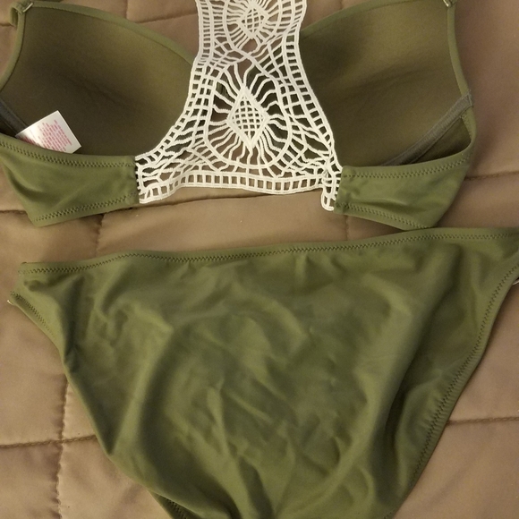 Xhilaration Bikini swimsuit - Picture 2 of 4